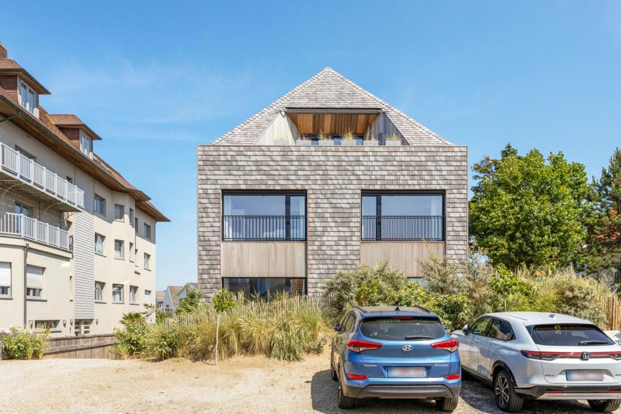 Luxe Strandappartement Met Zonneterras & Parking Appartement