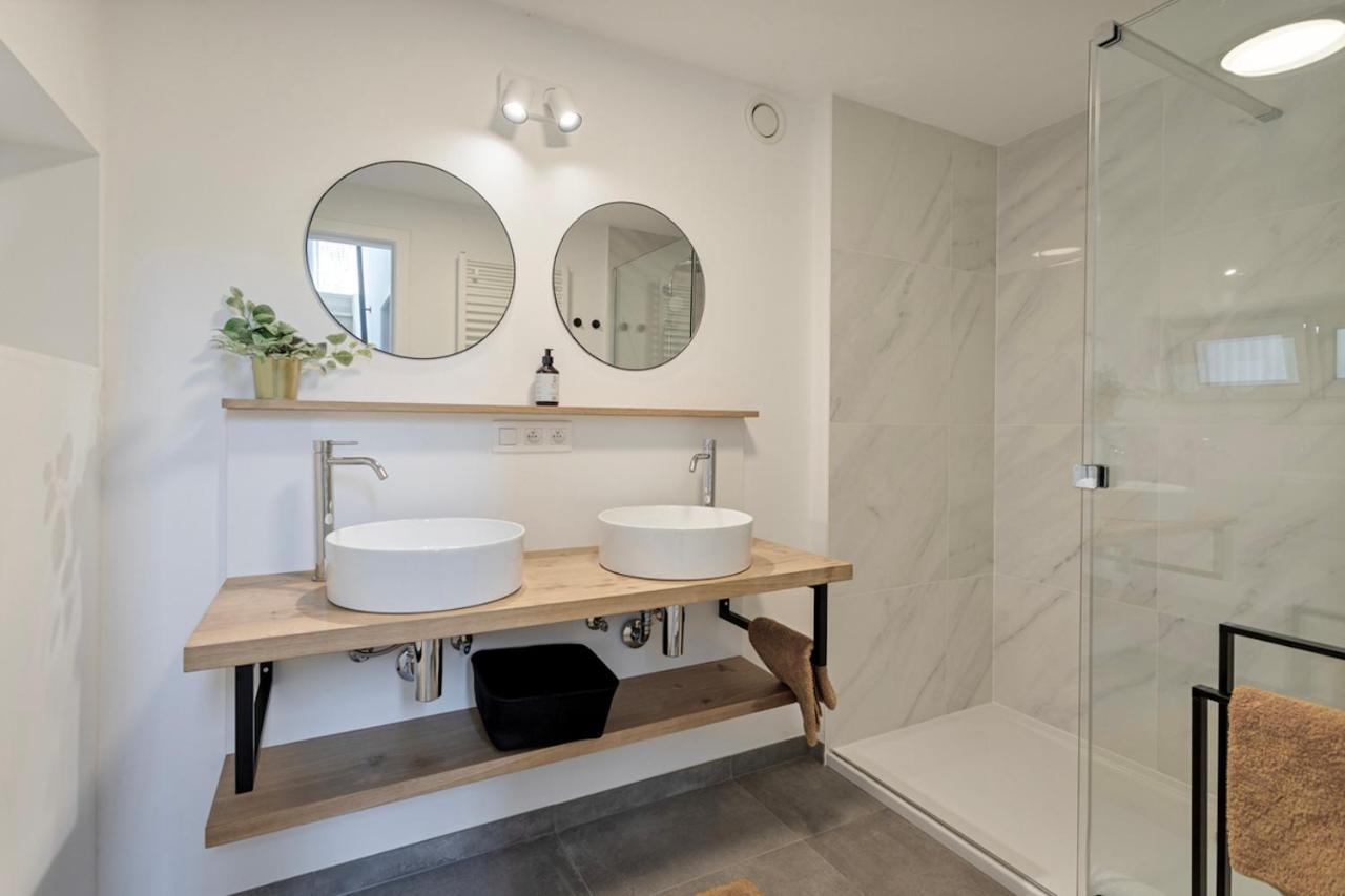Luxe Strandappartement Met Zonneterras & Parking Appartement *