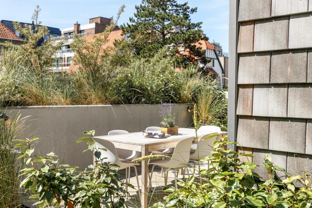 Luxe Strandappartement Met Zonneterras & Parking *